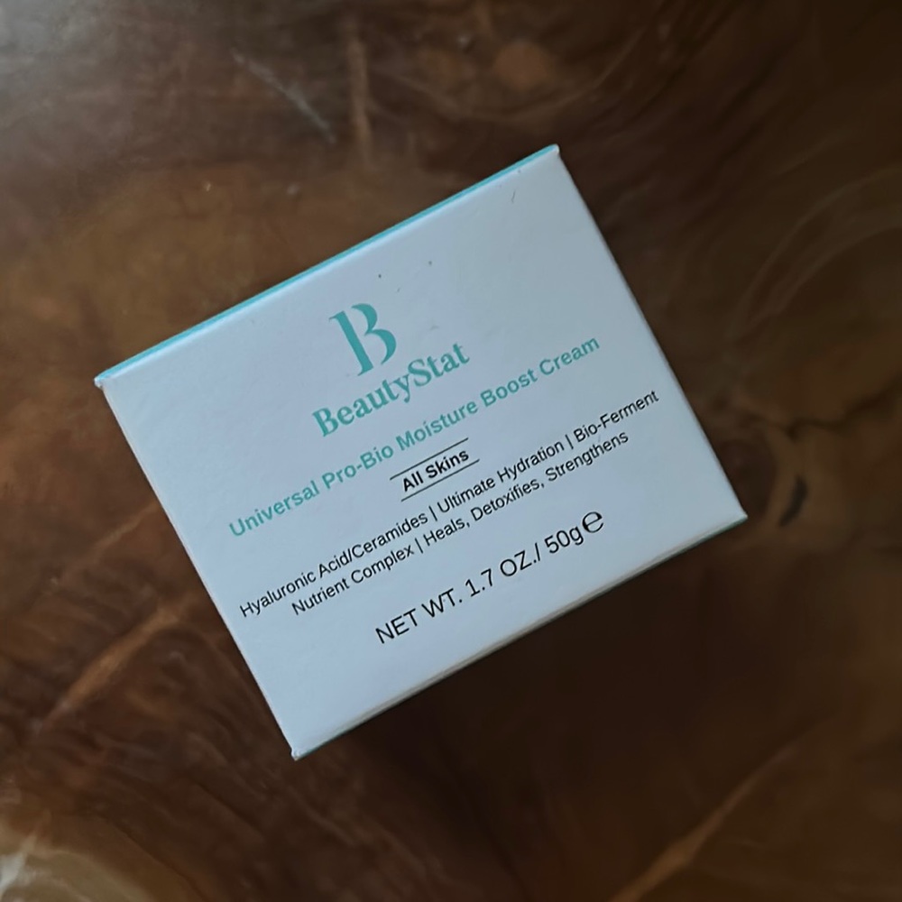 *NWT Boutique* BeautyStat Universal Pro-Bio Moisture Boost